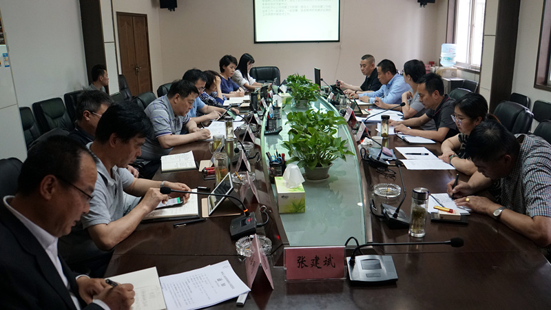 1529043848104696 1529043848104696